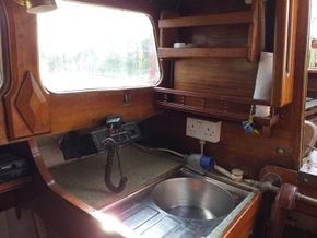 stbd side galley sink and VHF