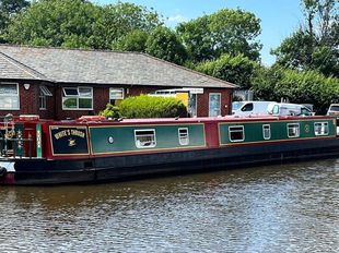Whites Thrush-66ft 2008 Alvechurch Boat Centres 6 berth semi traditi