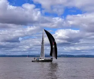 2002 J Boats J 105