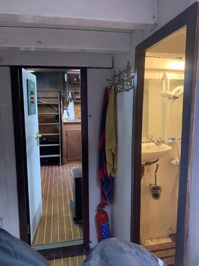 22/04/25 Looking aft from frwd double berth
