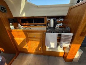 Hunter Pilot 27  - Galley