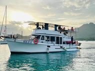Marine Trader 43 Double Cabin