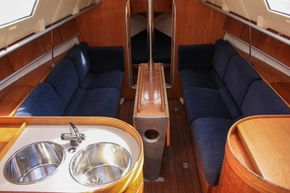 1989 Beneteau First 32s5 13