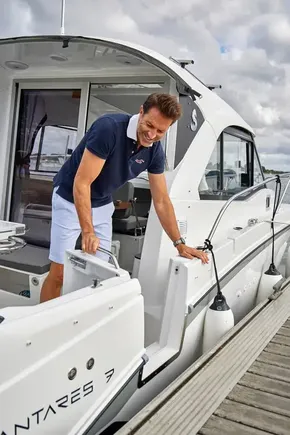 Beneteau Antares 7 OB for sale with BJ Marine