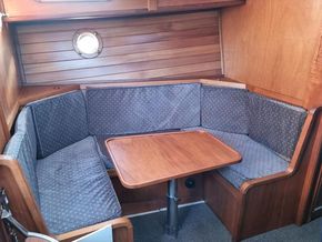 Dinette and dble berth