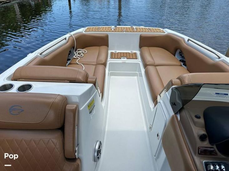 2023 Crownline 225 xs