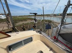 1980 Comanche 32 Motor Sailer