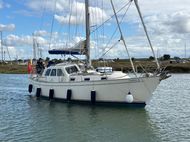 2000 Vancouver 34 Pilothouse