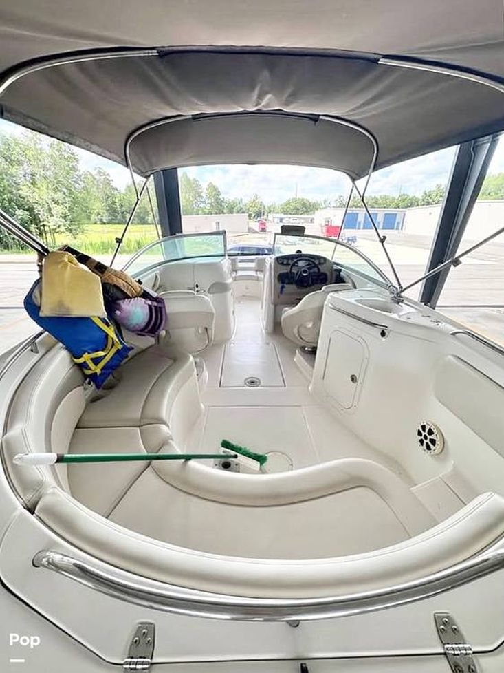 2004 Chaparral 254 sunesta