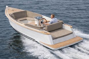 2026 Enkhuizensloep 630 Tender Lounge