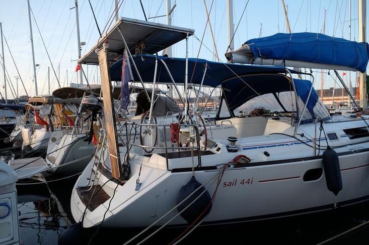 Jeanneau Sun Odyssey 44i Owner's Version