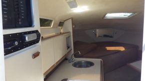 Wellcraft Martinique 2700 Motor Boat - Interior