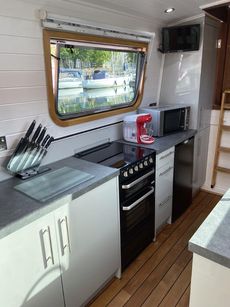50ft Cruiser stern narrow boat