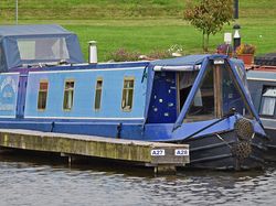 55ft Cruiser Stern Narrowboat