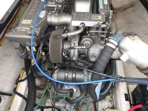Back Cove 29 Motor Yacht - Engine