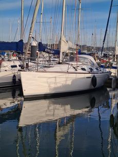 Beneteau First 33.7