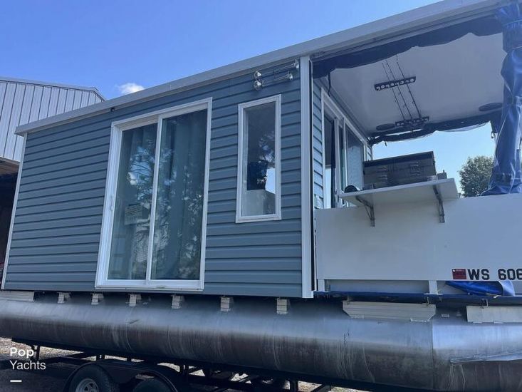 1998 Able custom houseboat