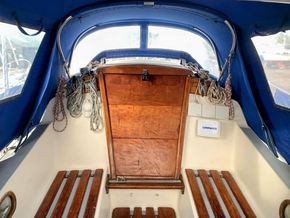 Jaguar 25 Bilge keels - Cockpit